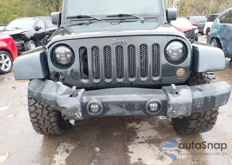 2012 Jeep Wrangler Unlimited Sahara из США, поврежденный, VIN 1C4BJWEG4CL179239